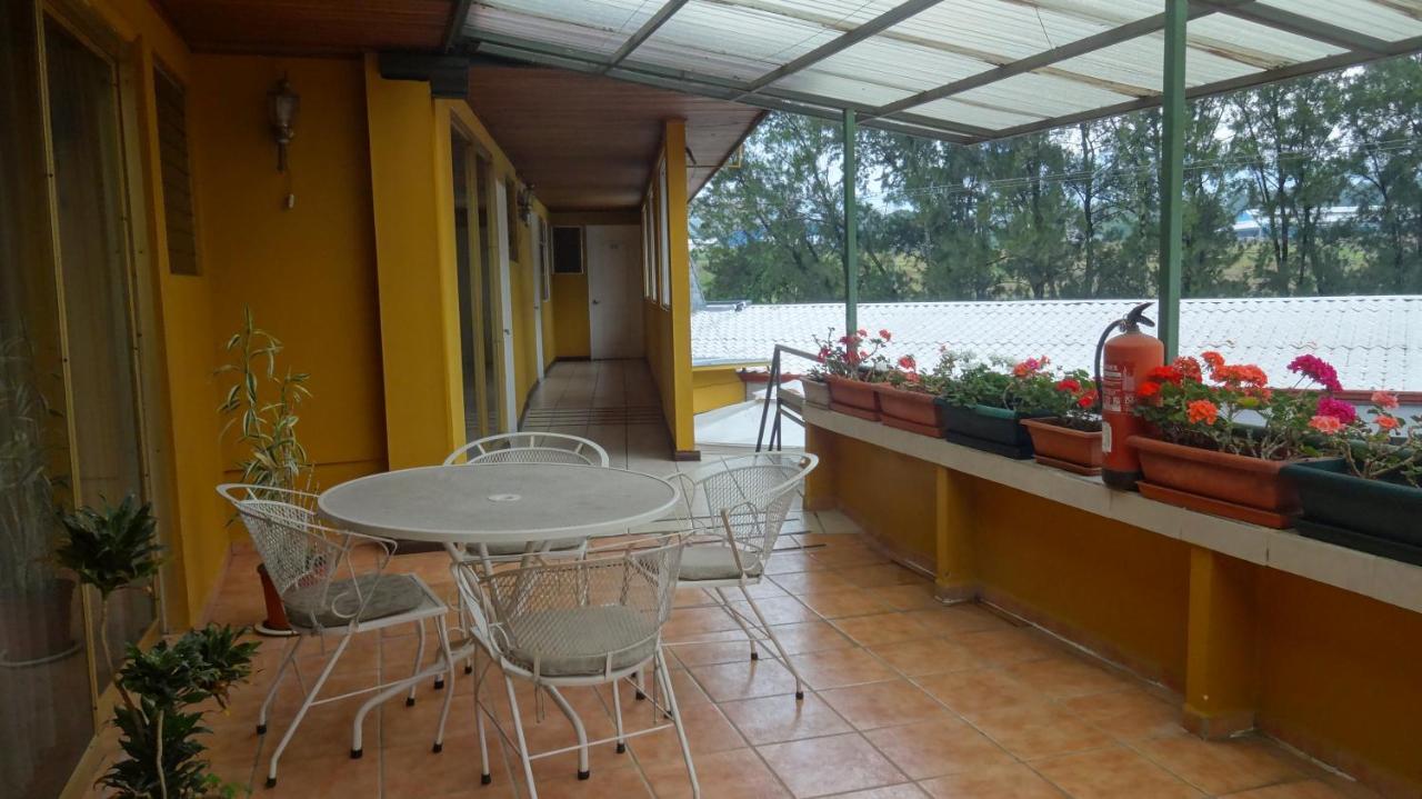 Hotel Puerta Del Sol - San Jose Airport Exterior photo