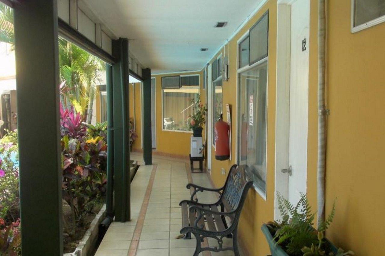 Hotel Puerta Del Sol - San Jose Airport Exterior photo